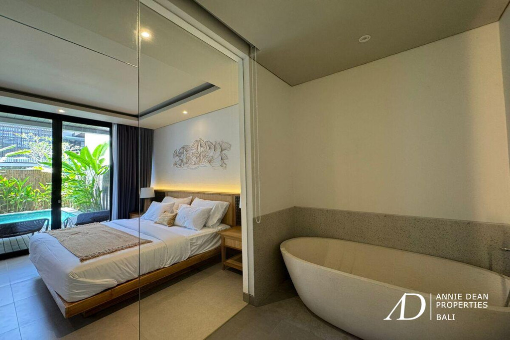  FREEHOLD | BRAND NEW VILLA IN SECURE COMPLEX NEAR BATU BOLONG