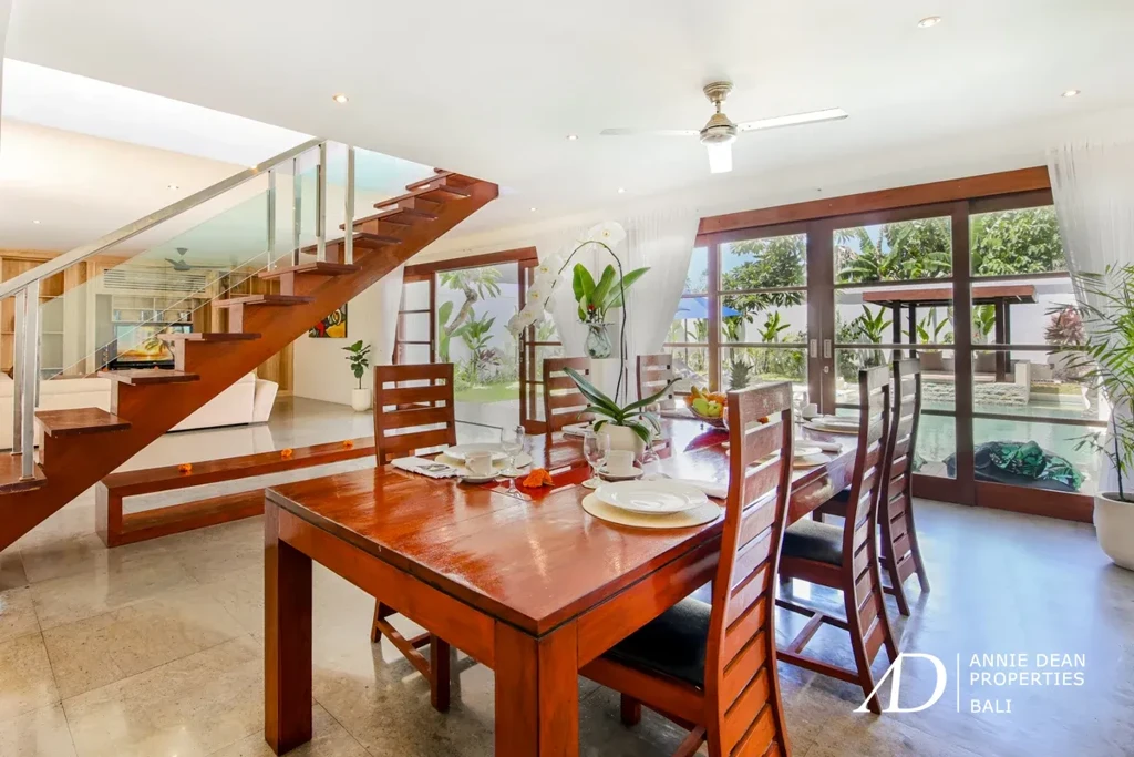 FREEHOLD | FULLY RENOVATED MODERN 3-BEDROOM VILLA IN PRIME SEMINYAK