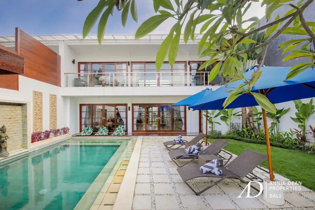 FREEHOLD | FULLY RENOVATED MODERN 3-BEDROOM VILLA IN PRIME SEMINYAK