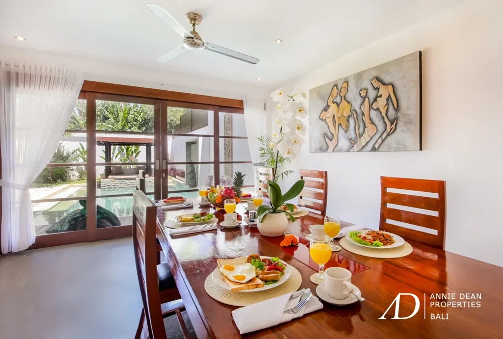 FREEHOLD | FULLY RENOVATED MODERN 3-BEDROOM VILLA IN PRIME SEMINYAK