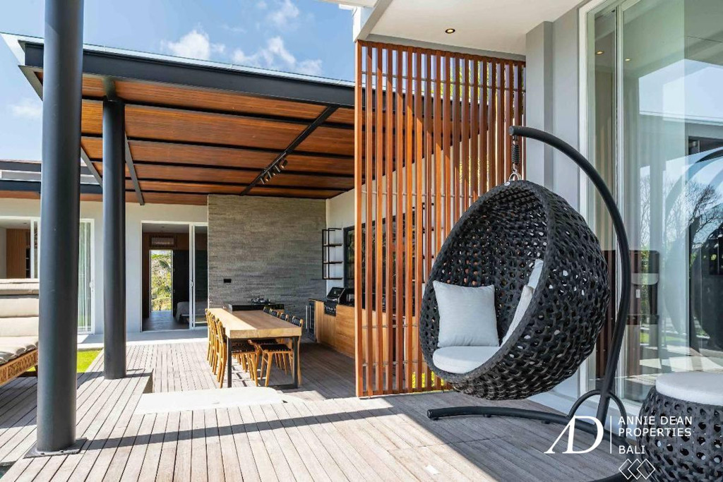 FREEHOLD | MODERN CONTEMPORARY 4-BEDROOM VILLA IN ULUWATU
