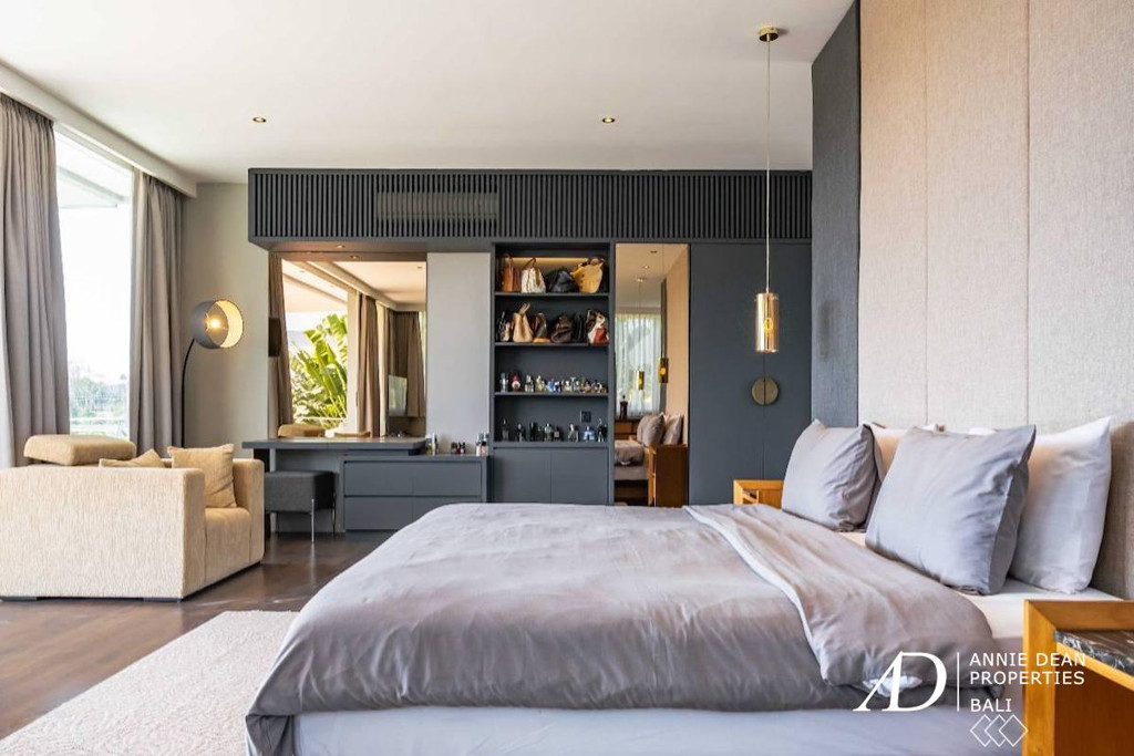 FREEHOLD | MODERN CONTEMPORARY 4-BEDROOM VILLA IN ULUWATU