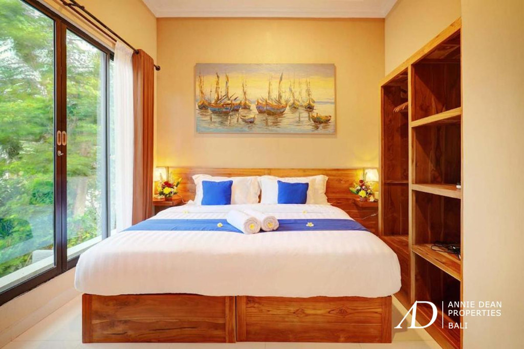 FREEHOLD | MODERN BALINESE-STYLE VILLA IN PETITENGET