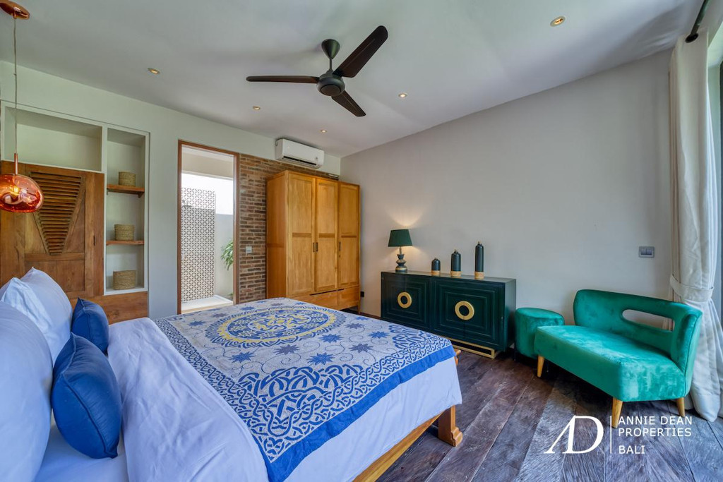 YEARLY RENTAL OF SINGLE LEVEL THREE-BEDROOM VILLA IN UMALAS