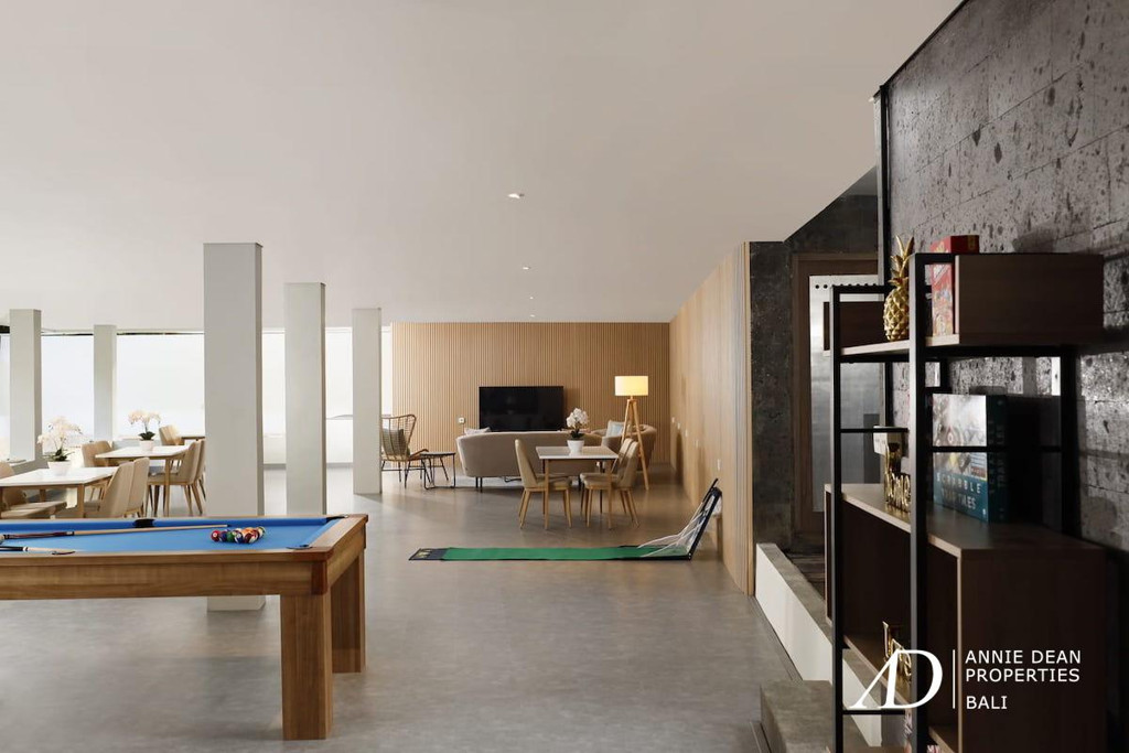 YEARLY RENTAL OR LONG LEASING 9 BEDROOM VILLA IN CANGGU