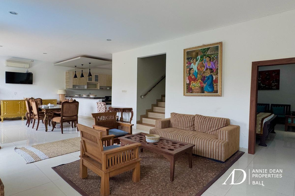 FREEHOLD 3 MODERN BALINESE VILLAS FOR SALE IN PRIME KUNTI, SEMINYAK