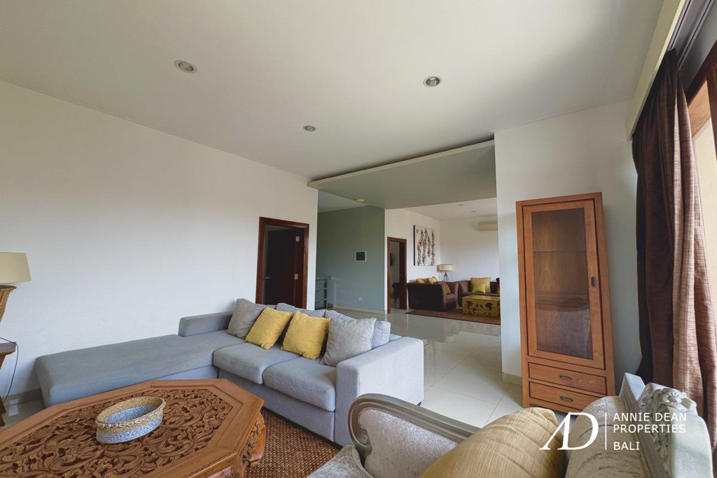 FREEHOLD 3 MODERN BALINESE VILLAS FOR SALE IN PRIME KUNTI, SEMINYAK