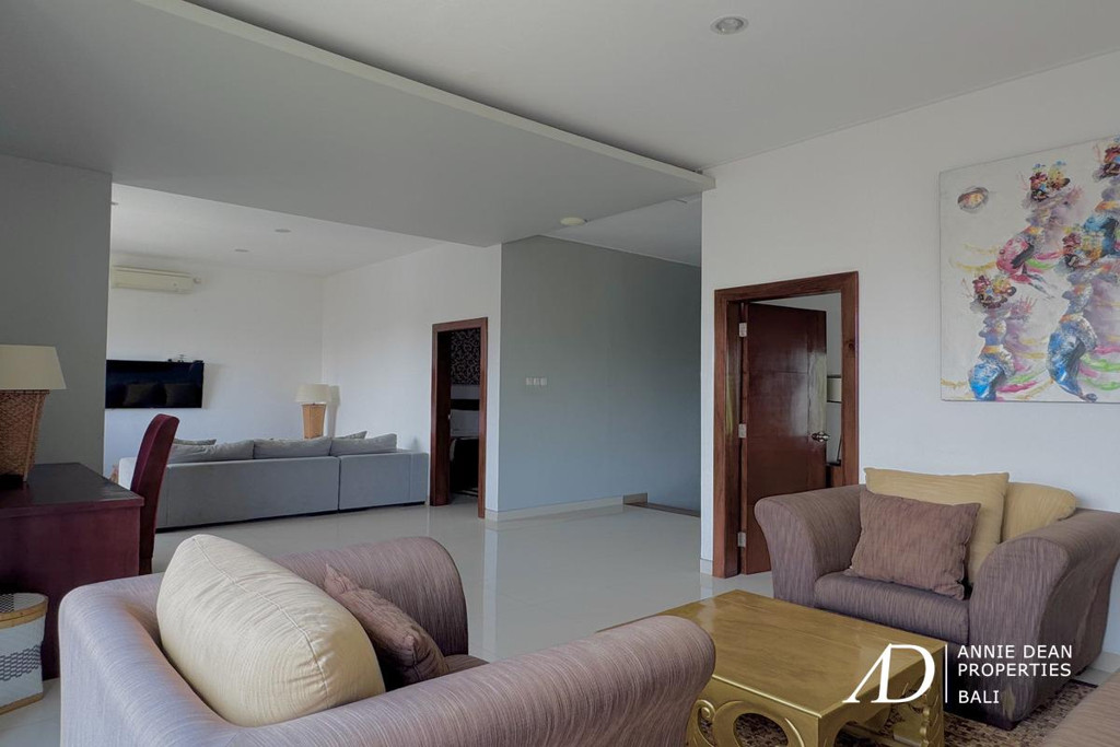 FREEHOLD 3 MODERN BALINESE VILLAS FOR SALE IN PRIME KUNTI, SEMINYAK