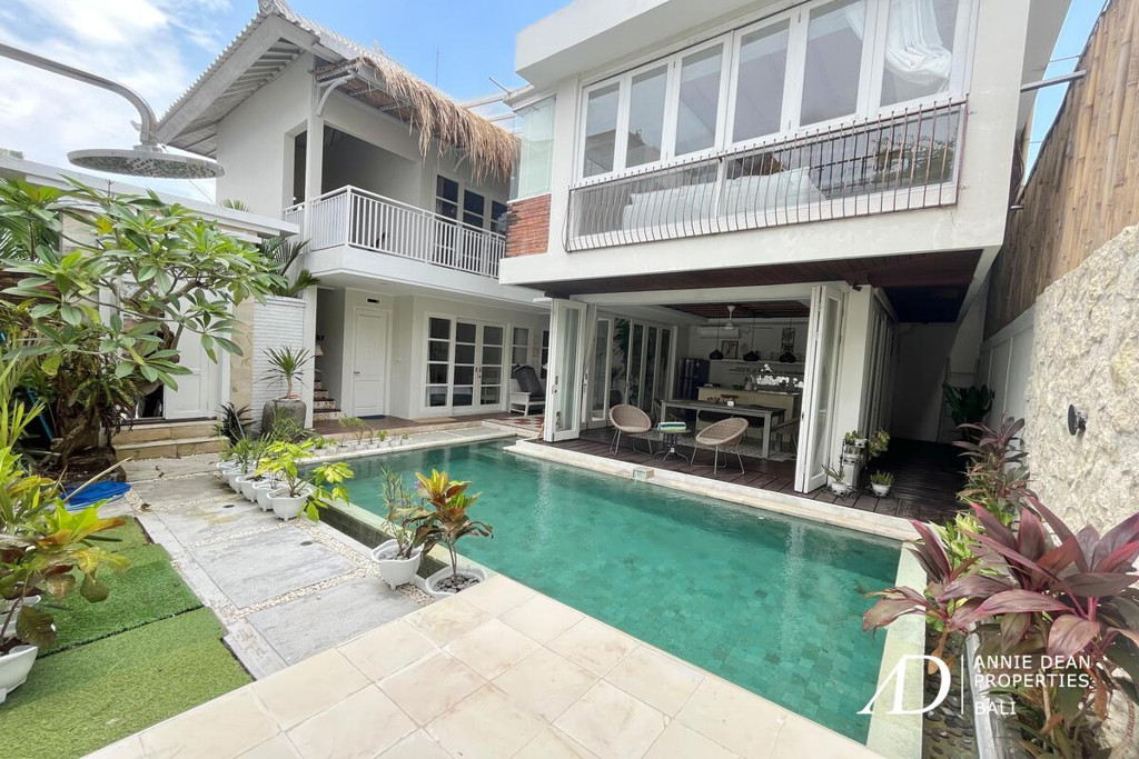 MONTHLY AND YEARLY RENTAL 3-BEDROOM IN BERAWA 