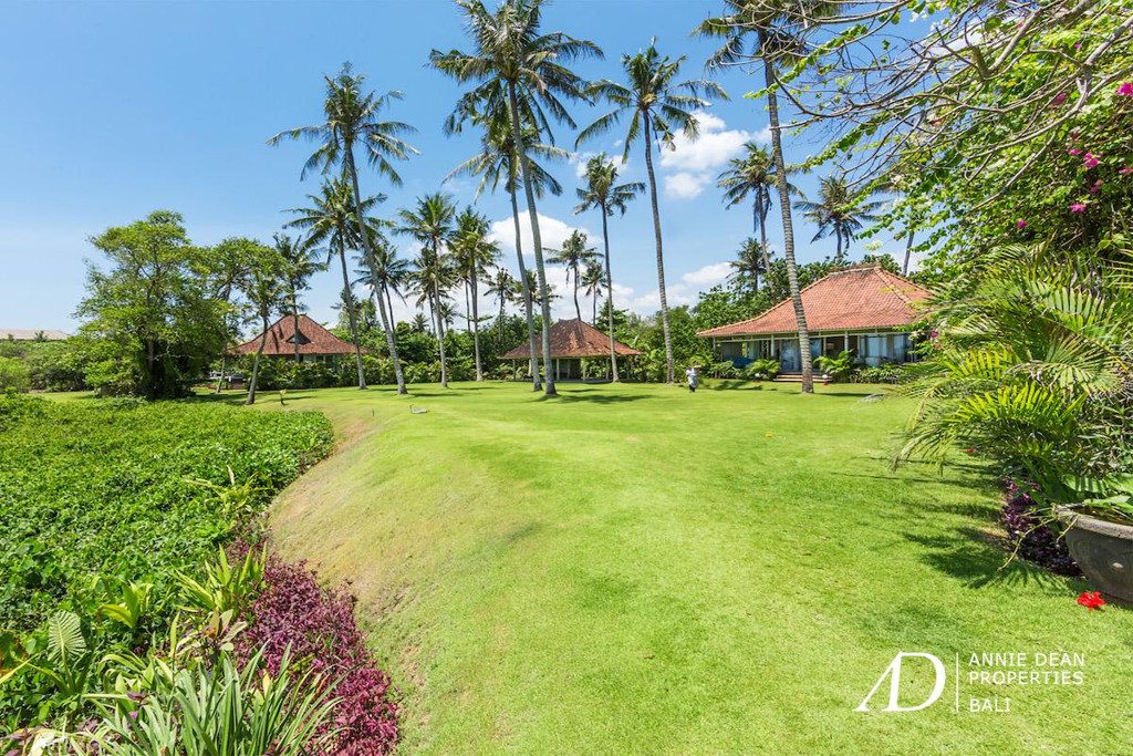 FREEHOLD | LAST LARGE BEACHFRONT ESTATE IN PERERENAN, CANGGU