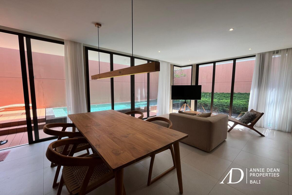 LEASEHOLD MODERN TERRACOTTA 2 PLUS 1 BEDROOM VILLA IN KEROBOKAN