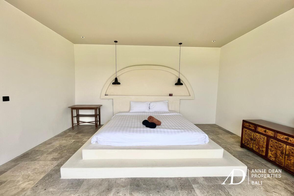 LEASEHOLD 2 BEDROOM VILLA WITH RICEFIELD VIEW IN KABA KABA