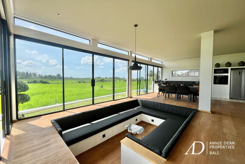 LEASEHOLD 2 BEDROOM VILLA WITH RICEFIELD VIEW IN KABA KABA