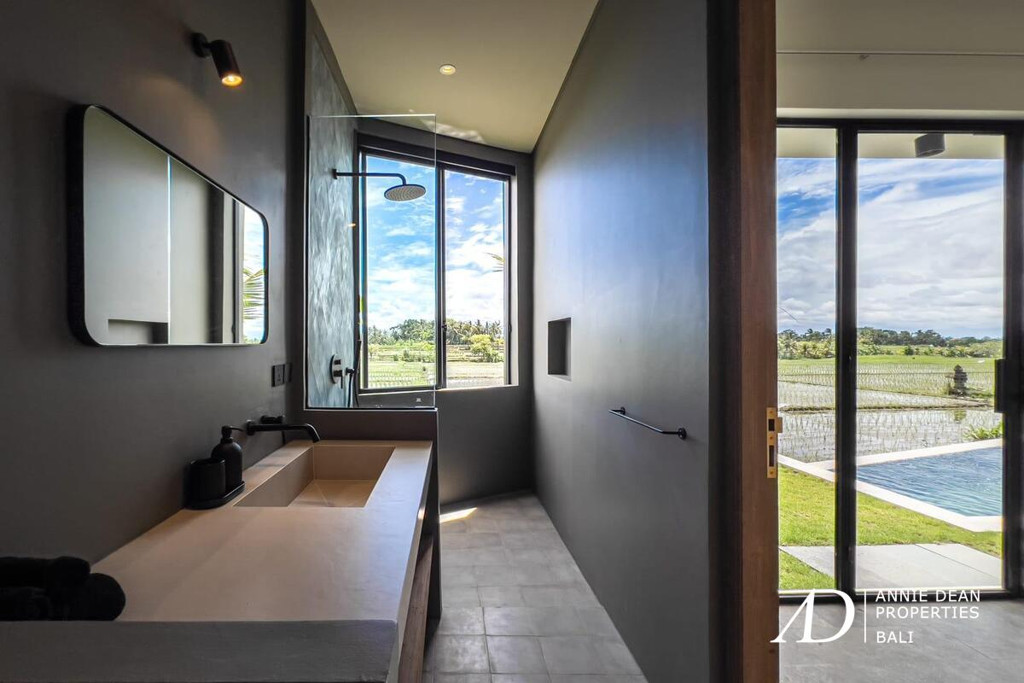 LEASEHOLD 2 BEDROOM VILLA WITH RICEFIELD VIEW IN KABA KABA