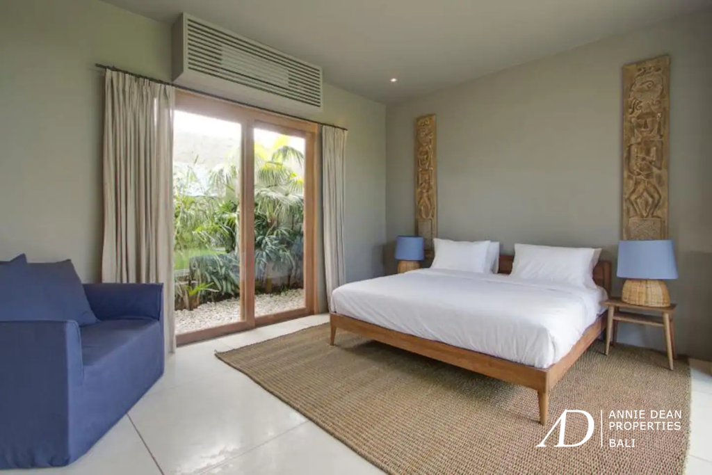 YEARLY RENTAL: 5-BEDROOM VILLA IN CANGGU