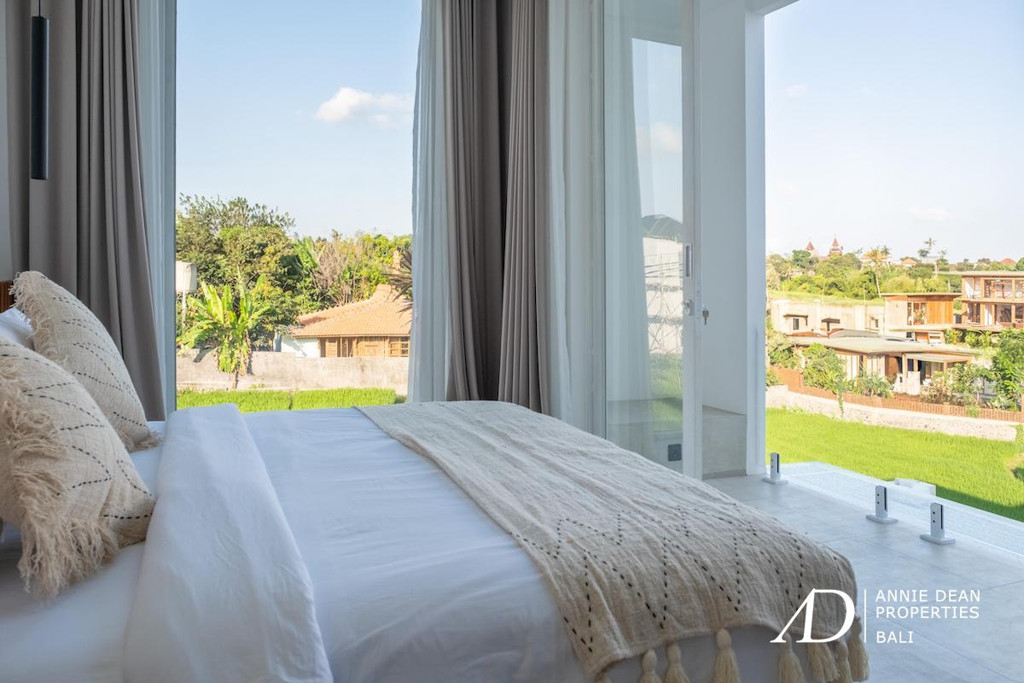 LEASEHOLD | CHARMING 2-BEDROOM VILLA IN TUMBAK BAYUH, CANGGU