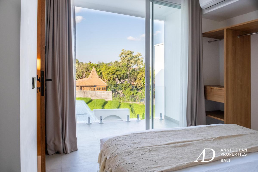 LEASEHOLD | CHARMING 2-BEDROOM VILLA IN TUMBAK BAYUH, CANGGU