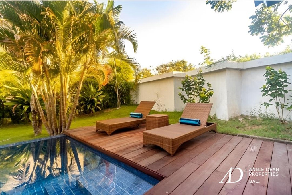  FREEHOLD COMPLEX VILLAS WITH FAR OCEAN VIEWS IN UNGASAN 