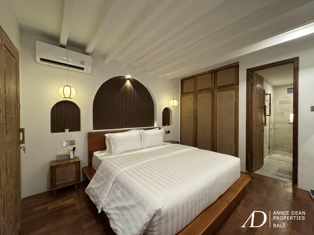 YEARLY RENTAL FULLY RENOVATED VILLA IN PETITENGET SEMINYAK 