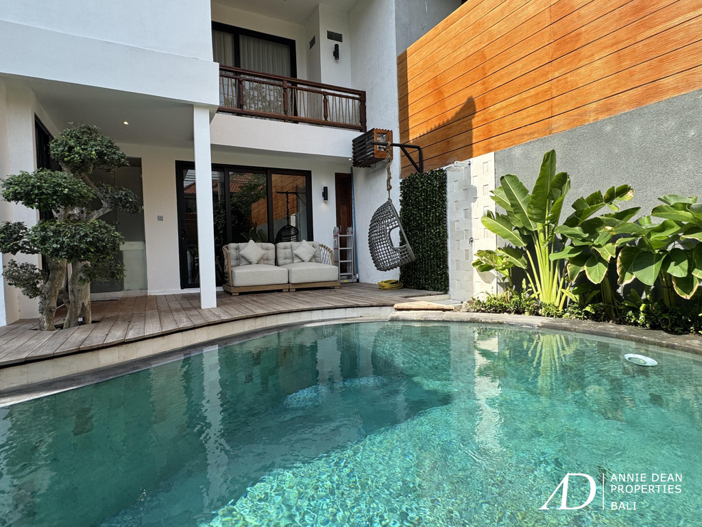 YEARLY RENTAL FULLY RENOVATED VILLA IN PETITENGET SEMINYAK 