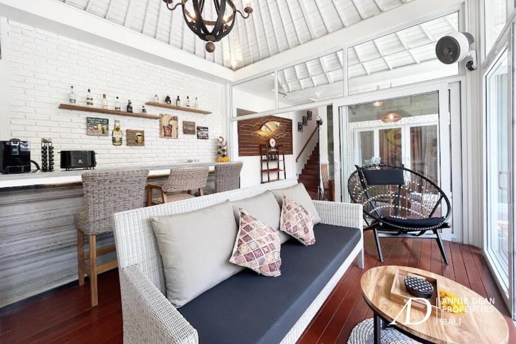 YEARLY RENTAL ON THE BEACHSIDE ECHO BEACH CANGGU 