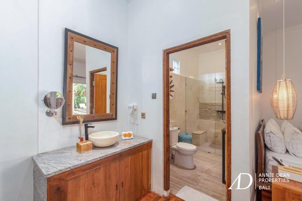 YEARLY RENTAL ON THE BEACHSIDE ECHO BEACH CANGGU 