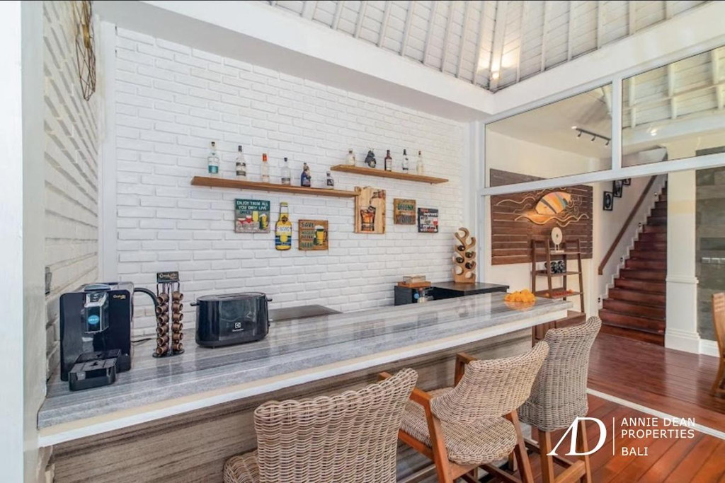 YEARLY RENTAL ON THE BEACHSIDE ECHO BEACH CANGGU 