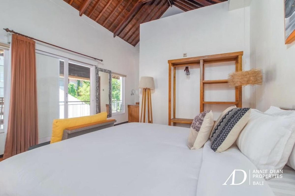 YEARLY RENTAL ON THE BEACHSIDE ECHO BEACH CANGGU 