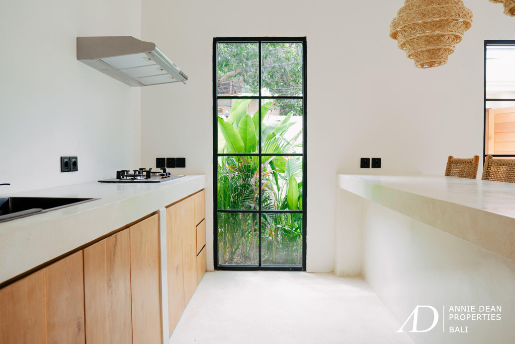 YEARLY RENTAL BRAND NEW MEDITERRANEAN STYLE IN BALANGAN 