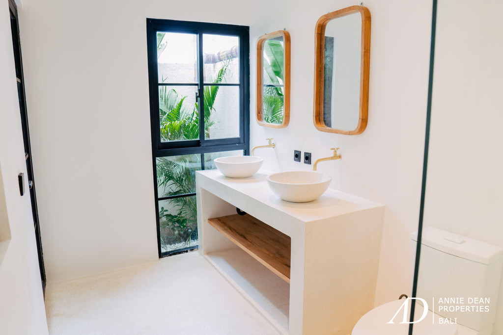 YEARLY RENTAL BRAND NEW MEDITERRANEAN STYLE IN BALANGAN 