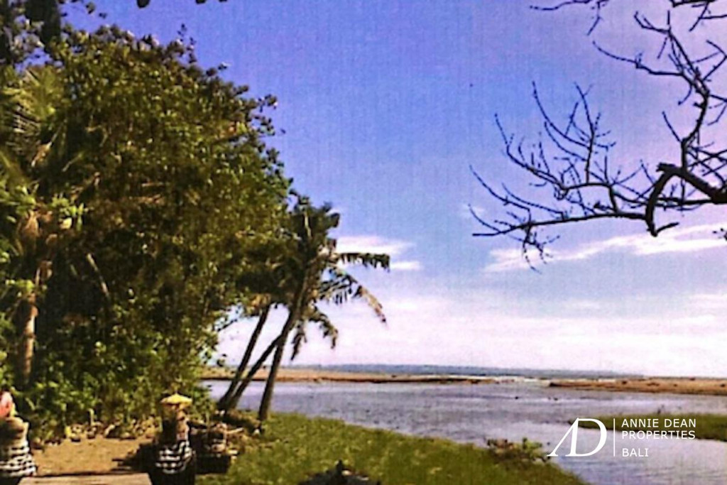 FREEHOLD OCEANFRONT LAND IN BERAWA-CANGGU  (74.12 ARE) 