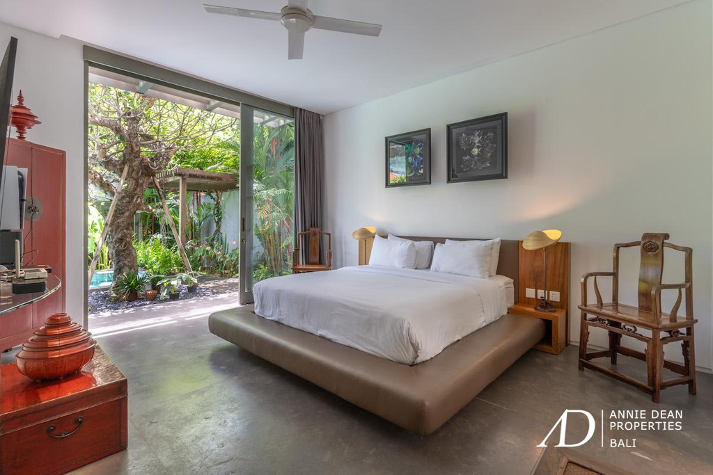 LEASEHOLD | STYLISH SINGLE-LEVEL DESIGN VILLA IN PRIME UMALAS