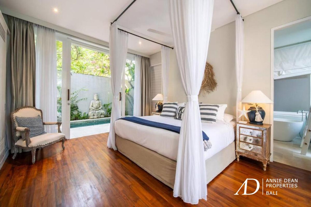 LEASEHOLD | MODERN 4-BEDROOM VILLA IN CENTRAL BERAWA