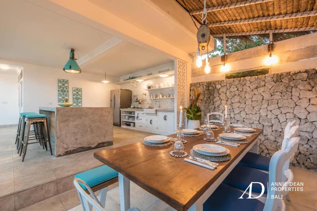 LEASEHOLD COMPLEX OF 9-BEDROOM RUSTIC BUNGALOWS IN UMALAS