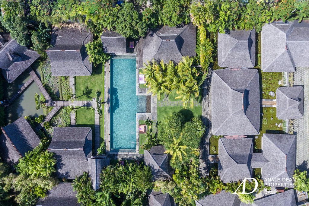 LEASEHOLD JOGLO-STYLE ESTATE 5-BEDROOM IN BERAWA, CANGGU 
