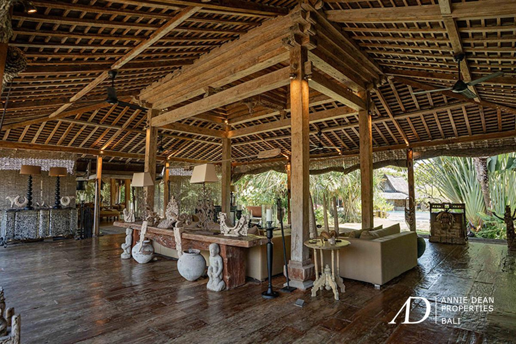 LEASEHOLD JOGLO-STYLE ESTATE 5-BEDROOM IN BERAWA, CANGGU 