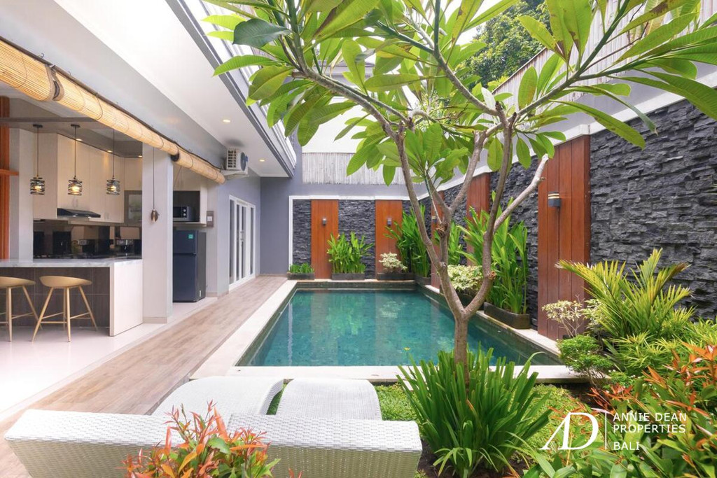 FREEHOLD | 3-BEDROOM VILLA BETWEEN CANGGU & KEROBOKAN