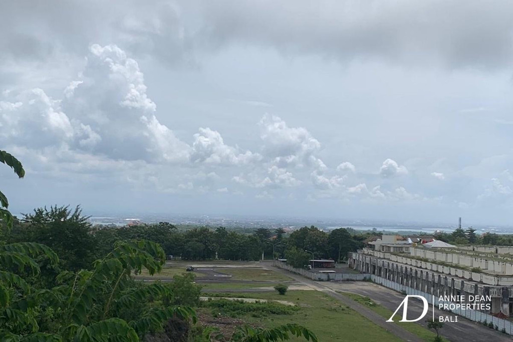 FREEHOLD LAND WITH OCEAN VIEW IN PECATU - TOURISM ZONING