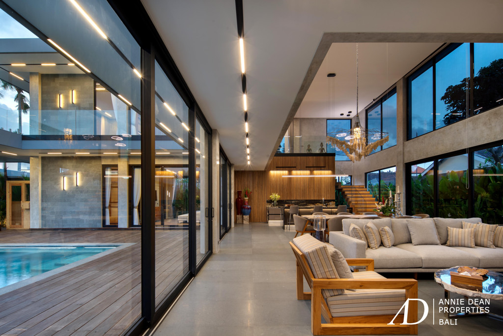   YEARLY RENTAL - MODERN 4BR VILLA IN KEROBOKAN