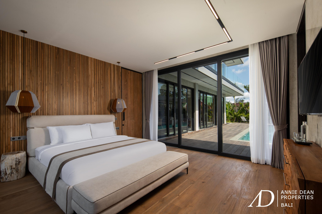   YEARLY RENTAL - MODERN 4BR VILLA IN KEROBOKAN