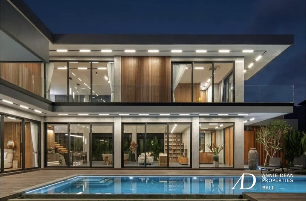   YEARLY RENTAL - MODERN 4BR VILLA IN KEROBOKAN