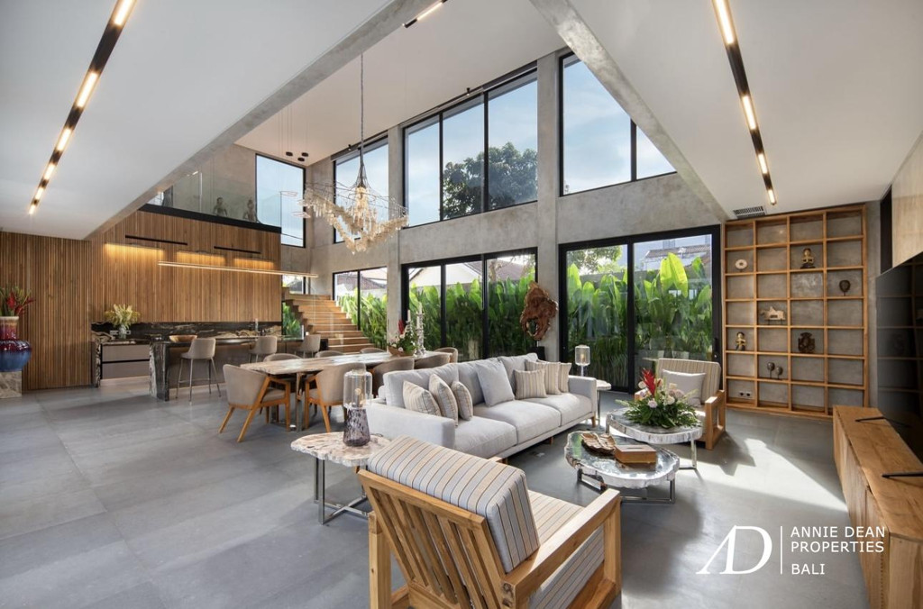   YEARLY RENTAL - MODERN 4BR VILLA IN KEROBOKAN