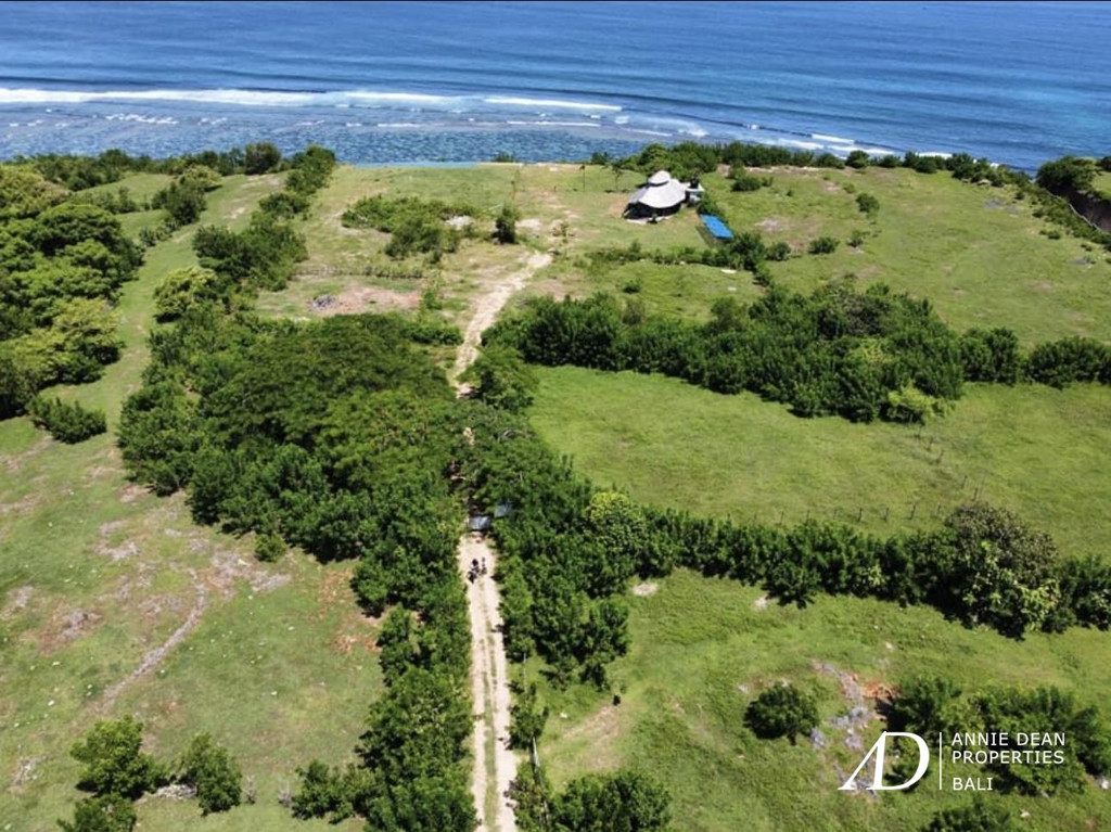 FREEHOLD CLIFF-TOP LAND IN PANDAWA (9,300 M2) WITH 44M FRONTAGE