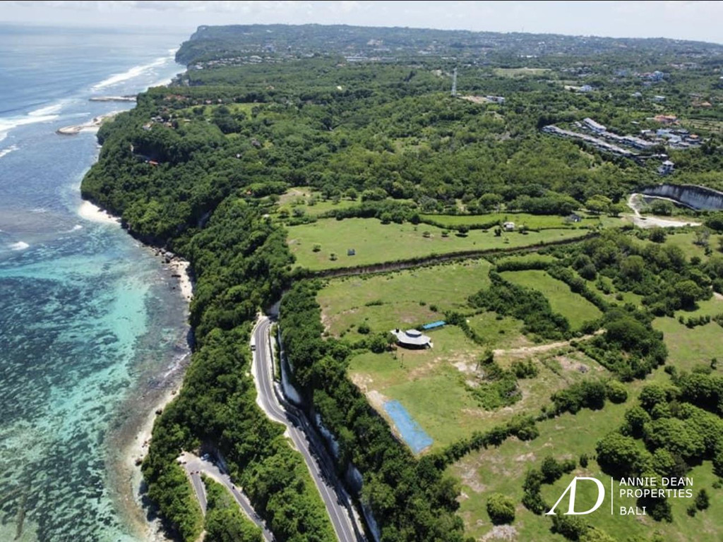 FREEHOLD CLIFF-TOP LAND IN PANDAWA (9,300 M2) WITH 44M FRONTAGE
