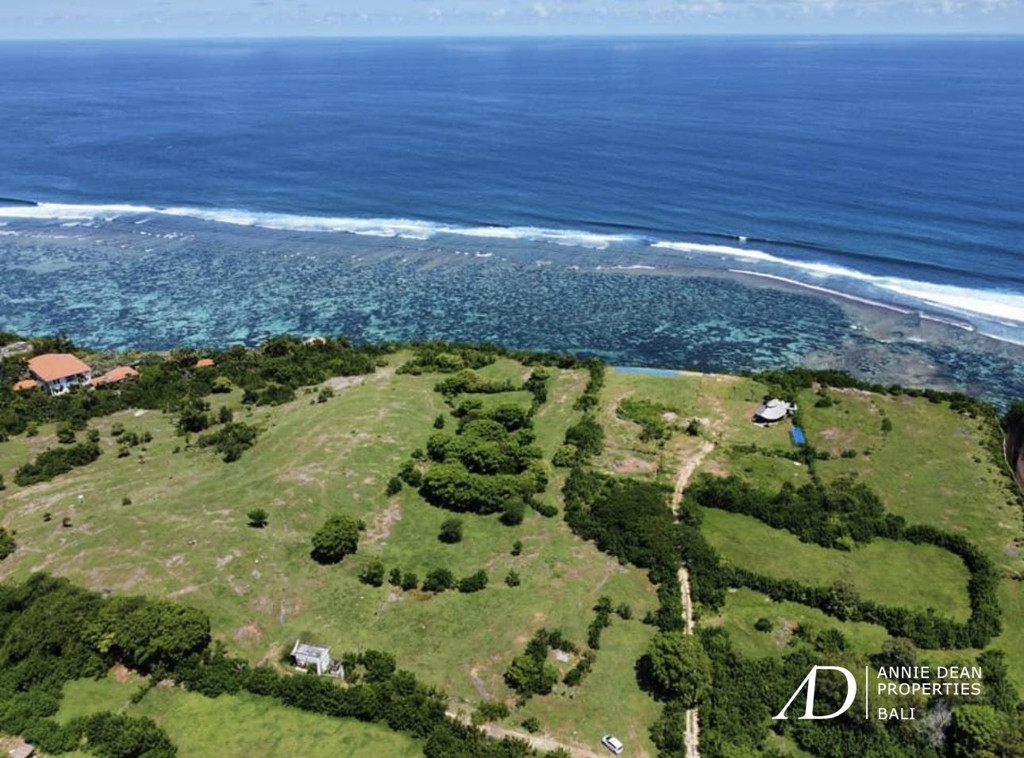 FREEHOLD CLIFF-TOP LAND IN PANDAWA (9,300 M2) WITH 44M FRONTAGE