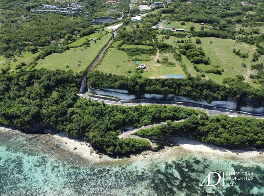 FREEHOLD CLIFF-TOP LAND IN PANDAWA (9,300 M2) WITH 44M FRONTAGE