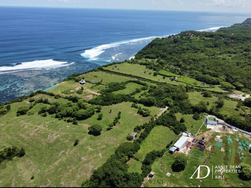 FREEHOLD CLIFF-TOP LAND IN PANDAWA (9,300 M2) WITH 44M FRONTAGE
