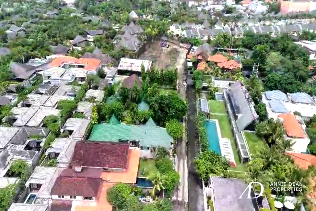  FREEHOLD LAND FOR SALE IN OBEROI SEMINYAK  5 MINUTES TO THE BEACH 