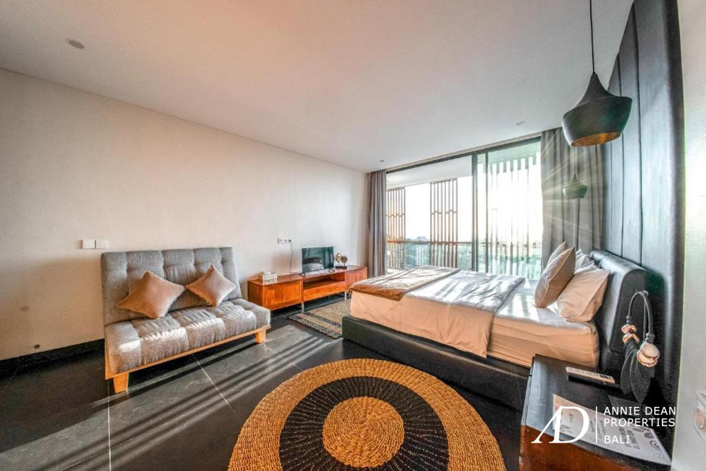 FREEHOLD TWIN MODERN VILLAS WITH ROOFTOP VIEWS - 3 MINS TO BALANGAN BEACH