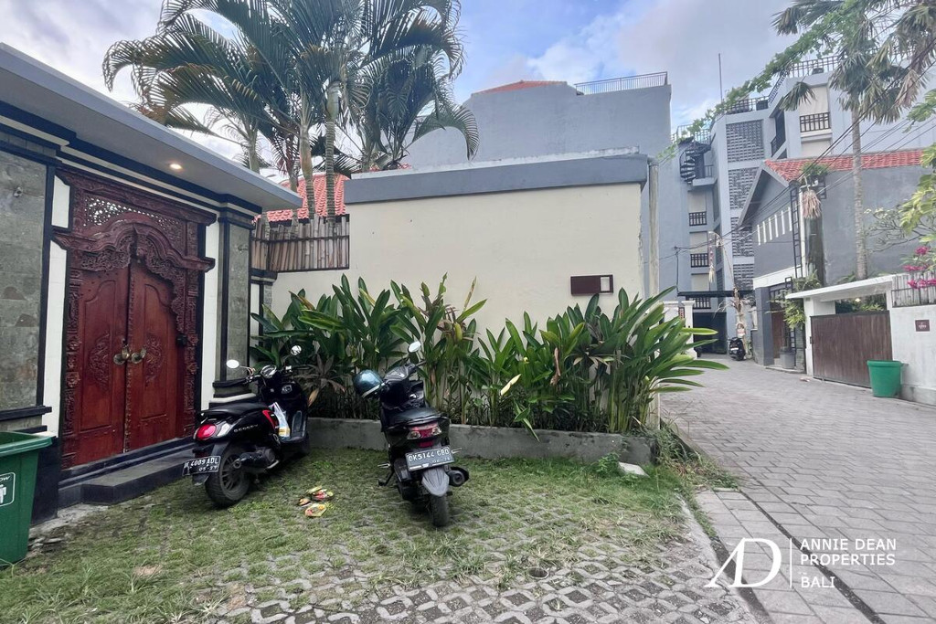 YEARLY AND MONTHLY STYLISH TWO-BEDROOM OPEN LIVING VILLA IN BERAWA